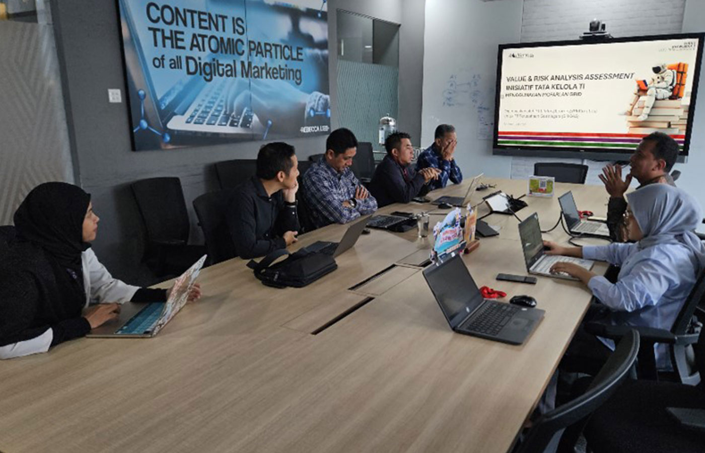 Assessment IT Maturity Level Holding & Subholding for PT Pertamina (Persero)